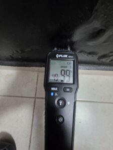 שמאי רכוש ומדידת לחות: טכניקות הערכה מקצועיות